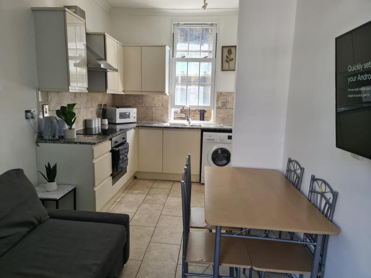 "Bright & Spacious" 3 Bedroom Flat By Kings Cross, St Pancras Station!!!!64 Londen Buitenkant foto