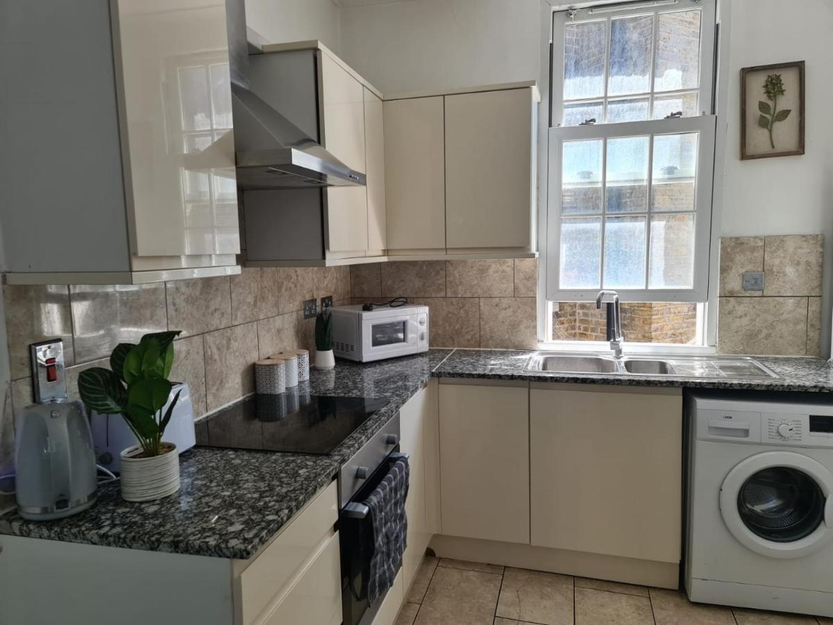 "Bright & Spacious" 3 Bedroom Flat By Kings Cross, St Pancras Station!!!!64 Londen Buitenkant foto