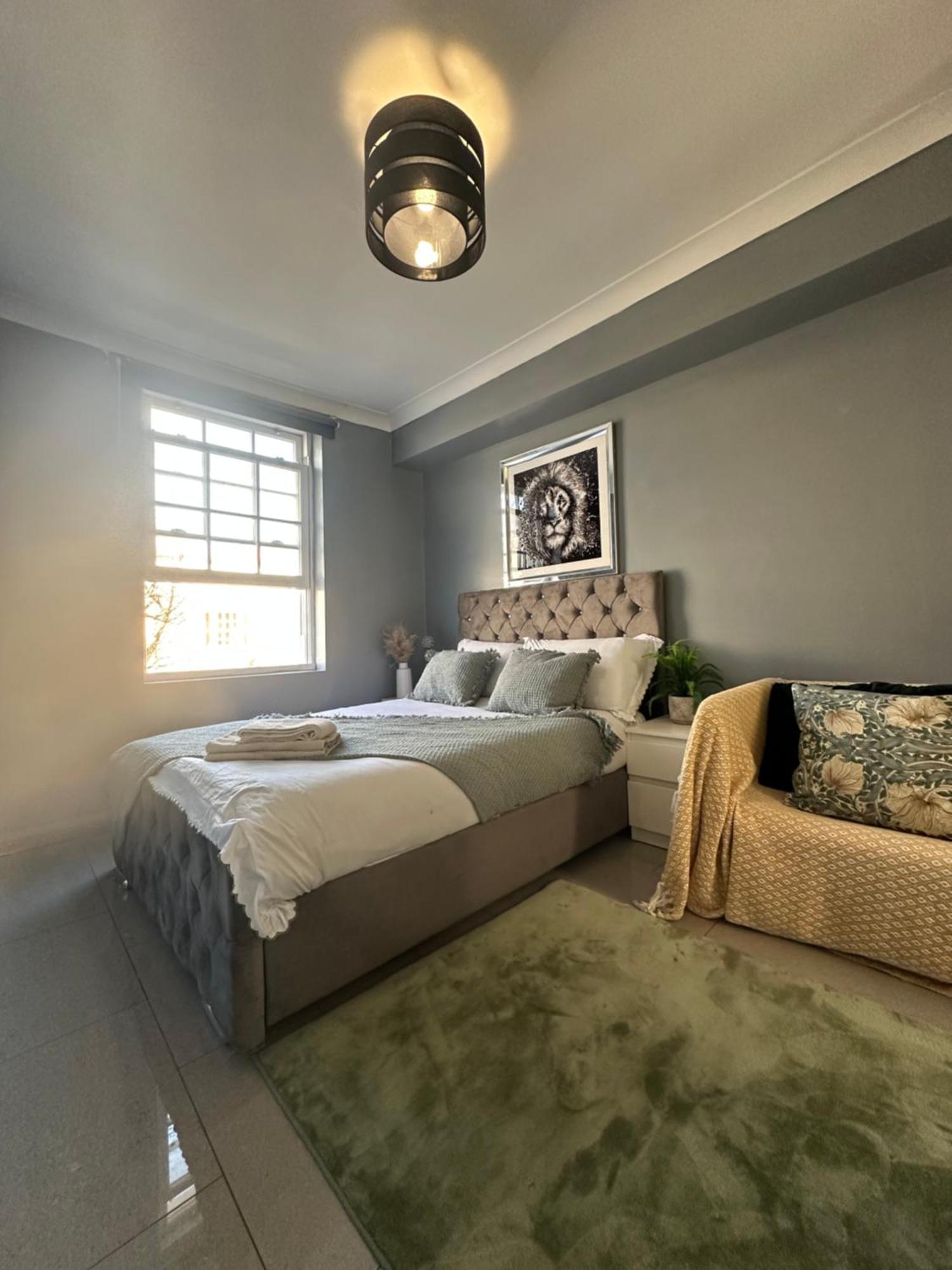 "Bright & Spacious" 3 Bedroom Flat By Kings Cross, St Pancras Station!!!!64 Londen Buitenkant foto
