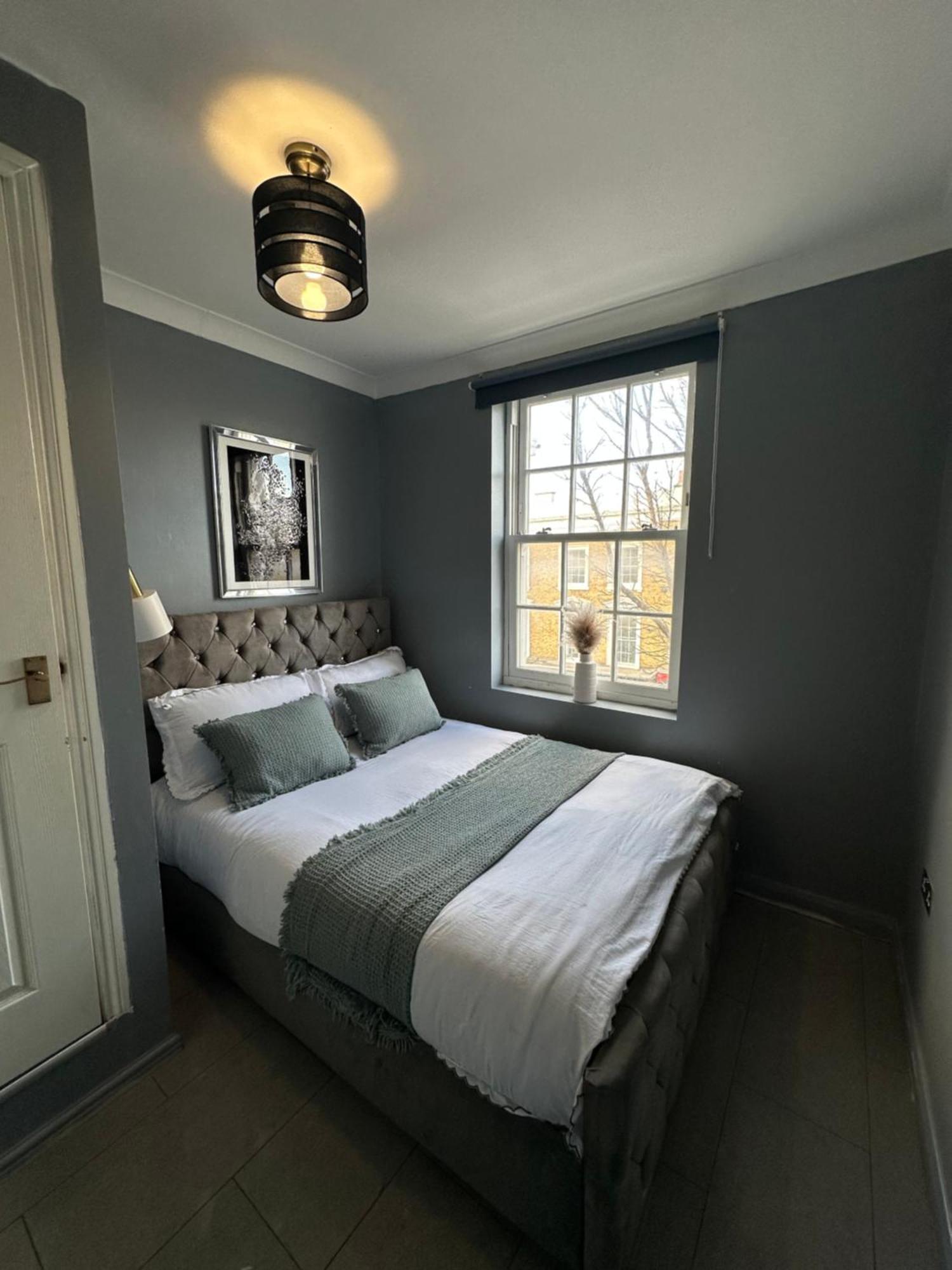 "Bright & Spacious" 3 Bedroom Flat By Kings Cross, St Pancras Station!!!!64 Londen Buitenkant foto