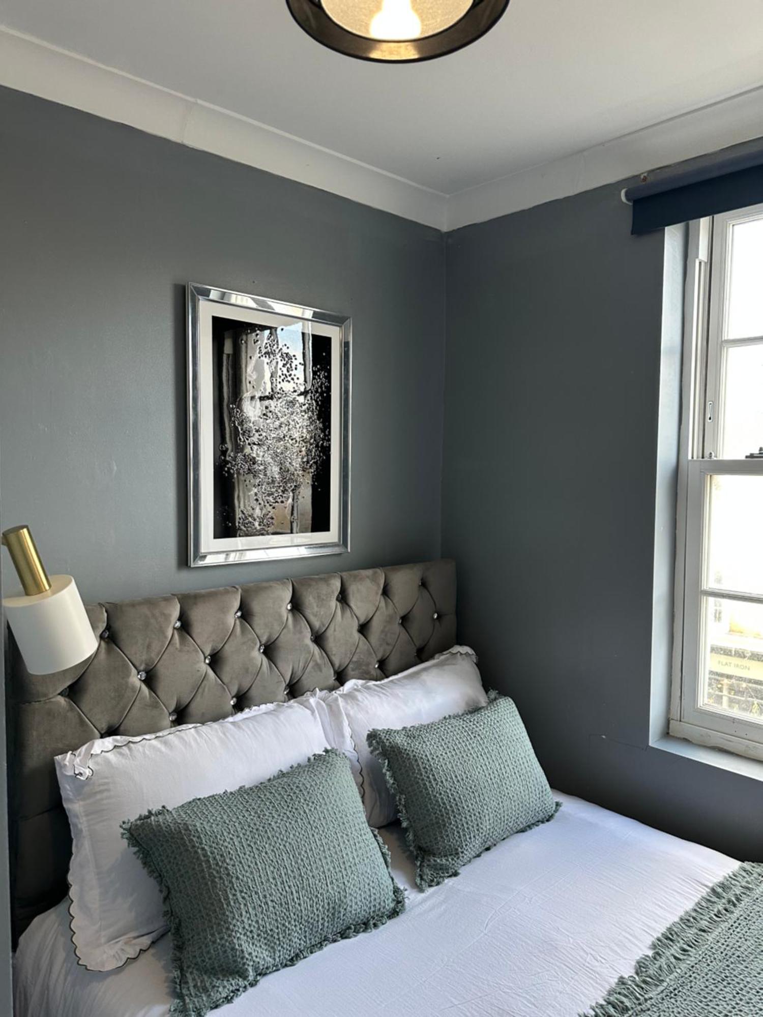 "Bright & Spacious" 3 Bedroom Flat By Kings Cross, St Pancras Station!!!!64 Londen Buitenkant foto
