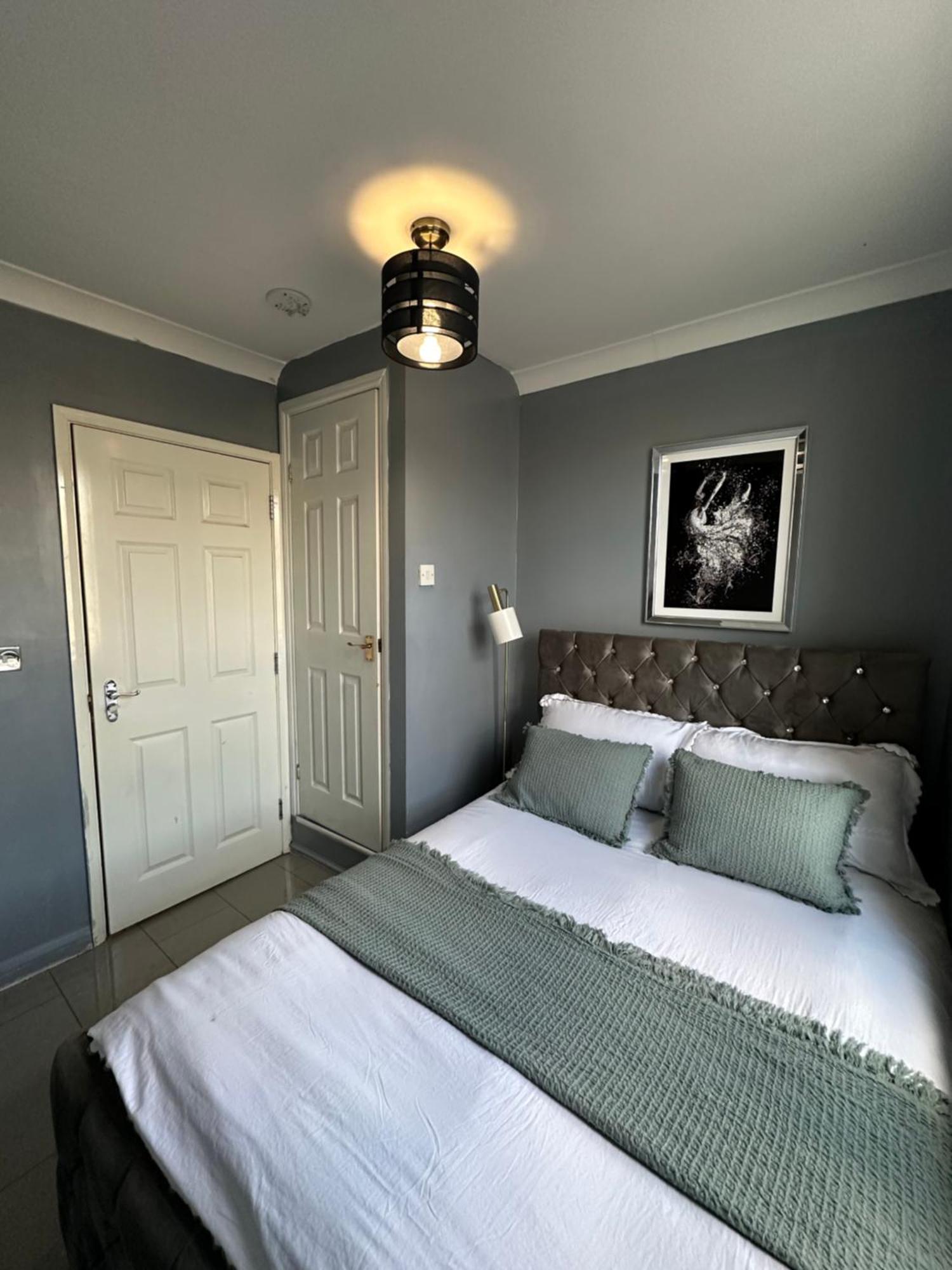 "Bright & Spacious" 3 Bedroom Flat By Kings Cross, St Pancras Station!!!!64 Londen Buitenkant foto
