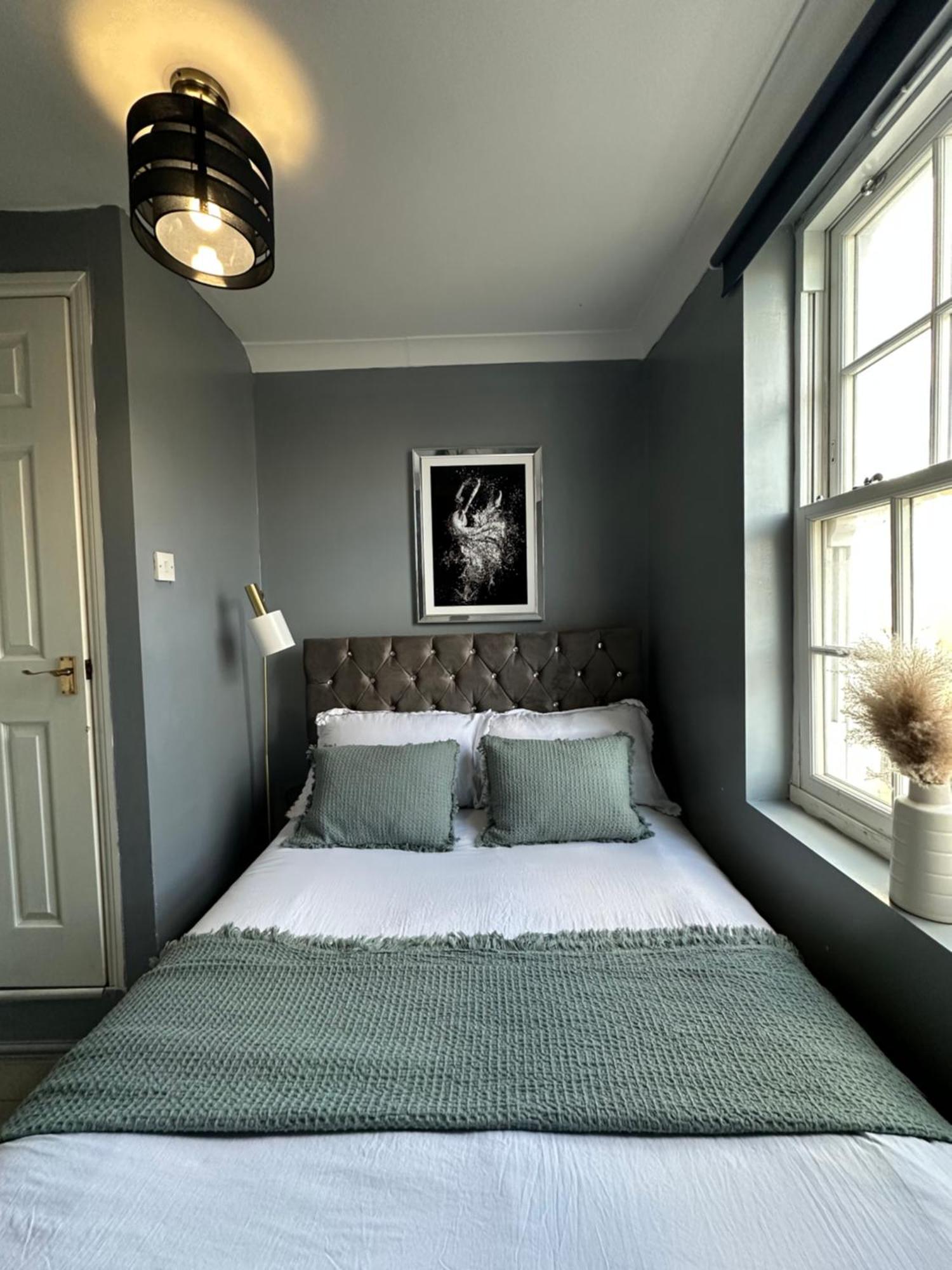 "Bright & Spacious" 3 Bedroom Flat By Kings Cross, St Pancras Station!!!!64 Londen Buitenkant foto